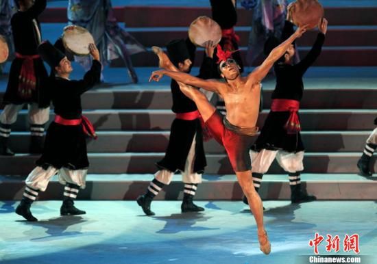 �½����������赸�ڿ�Ļʽ�����������(ͼ)