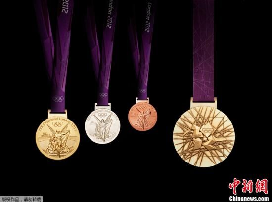 伦敦庆2012奥运倒计时1周年 奥运奖牌亮相(图