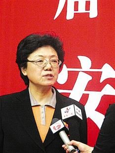 图文:走近中国唯一在任女省长李斌