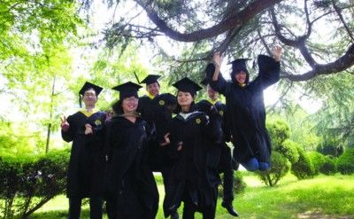 2、沧州初中毕业证图片：初中毕业证是什么样子的