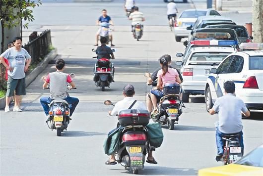 图文:电动车上牌目录最快年底更新