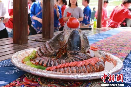贵州凯里:酸汤美食成舌尖美景(图)