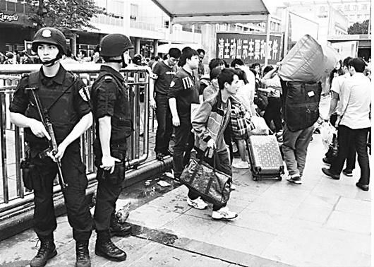 图文:广州火车站发生砍人事件