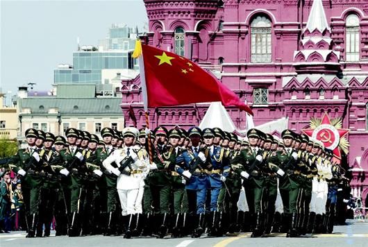 图文:中国军姿抢镜红场大阅兵