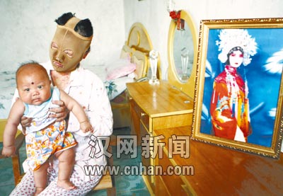 英雄母亲熊丽感动中国 候选十大杰出母亲