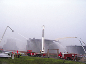 原油中转库爆炸