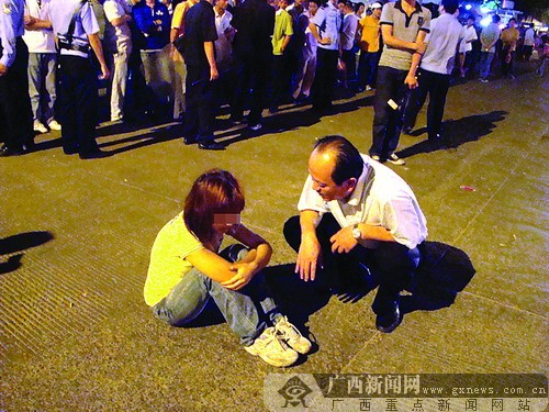 南宁兴宁区城管治理占道经营起冲突致一女子受