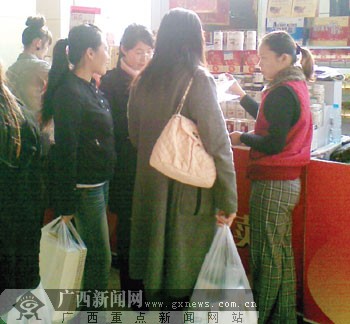 購(gòu)物小票換禮品超市變相促銷蒙人
