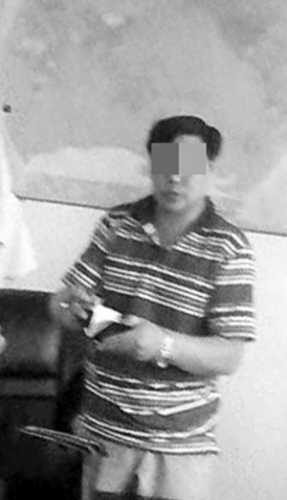 无证医生被解聘后喝敌敌畏自杀