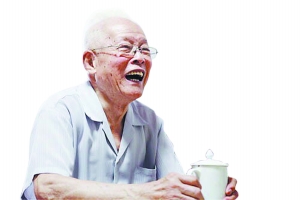 93岁抗战老兵成微博达人曾见证日军投降仪式