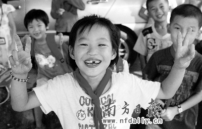 龙岗提出2020年实现教育现代化