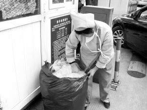鄞州人民医院清洁工偷卖医疗垃圾给破烂王