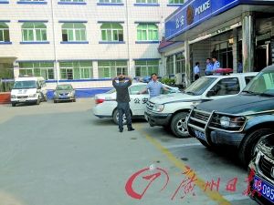 ծ����Ƿծ�˶����ɳ����ſڡ�