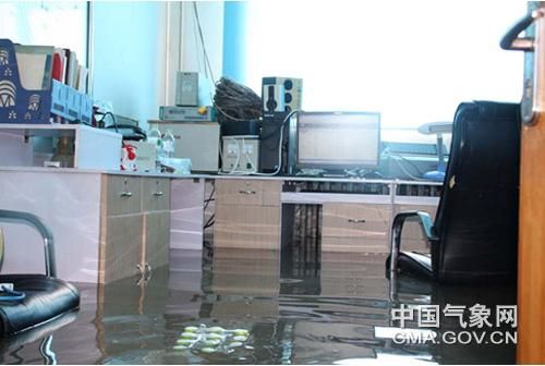 ��Զ������ְ칫¥��ˮ���43cm�����������ѽ�����ˮ�� �ڷ��㣨��Դ���й���������