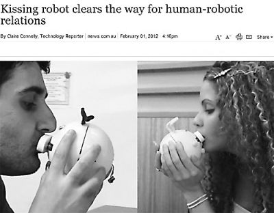 　　新加坡开发出接吻机器人（网页截图）