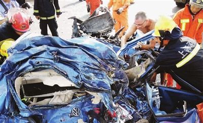 ���������·�Ϊ��Ա������