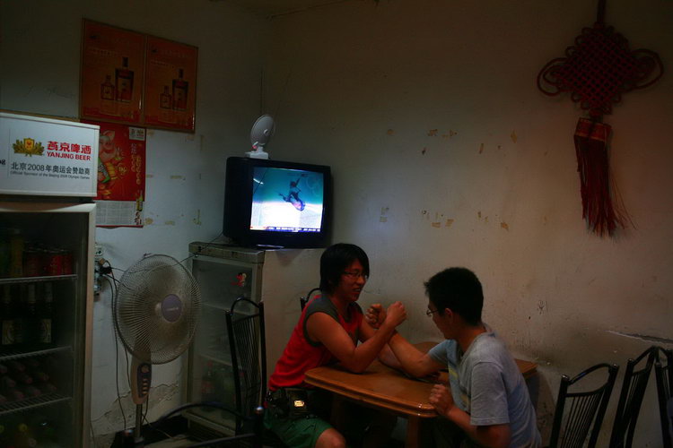 ���ͼƬ������һҳ