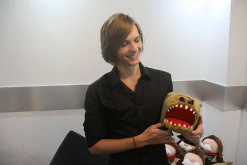 莲花小王子CJ盛大展台亮相 首次Cosplay扮演