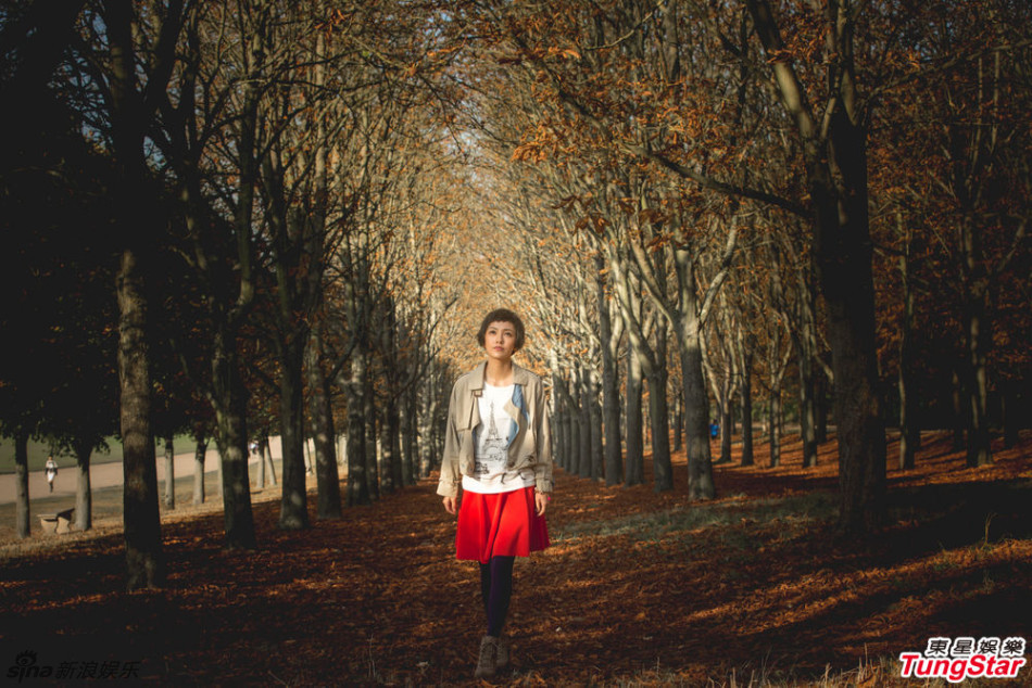 组图：古天乐郭采洁打造甜蜜“巴黎假期”