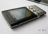 ᰮ T700