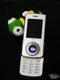 LG KM710