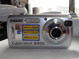  DSC-S600