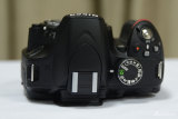 ῵D3200