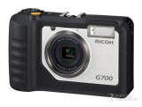 ����G700