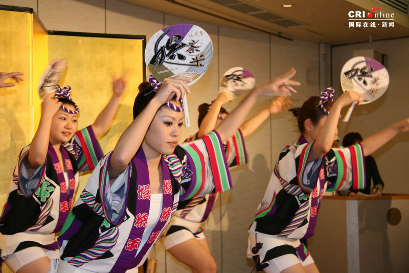 日本老少皆宜的民间舞蹈--德岛阿波舞(组图)(7)