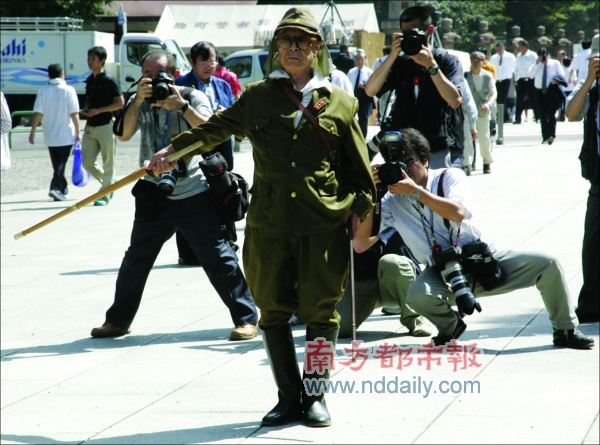 日本解除学生拜鬼禁令