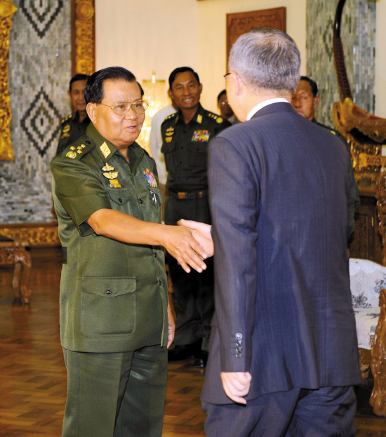缅甸军政府同意所有救援人员入境