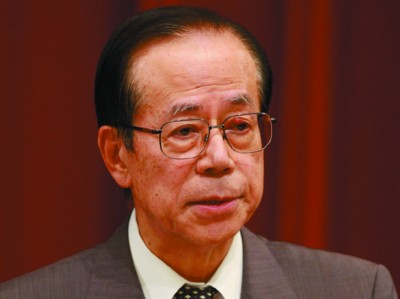 新闻晚报:福田辞得突然走得正常