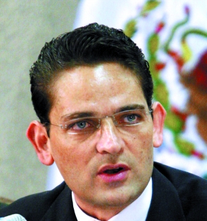 墨西哥坠机 内政部长遇难