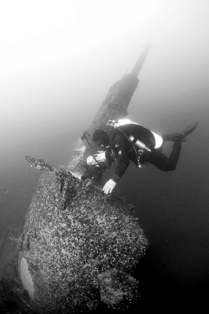 发现沉没苏联潜艇