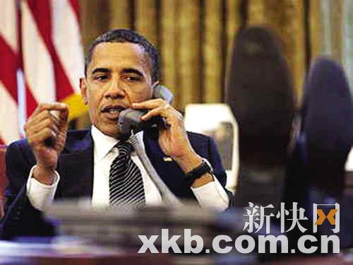 脚放桌上打电话 奥巴马被指侮辱以色列