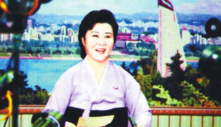 朝鲜女主播铿锵播报走红曾获朝鲜播音最高荣誉