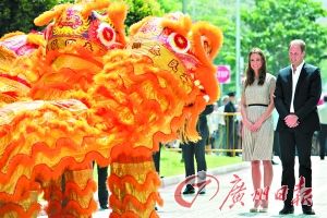 凯特小腹微隆疑有孕
