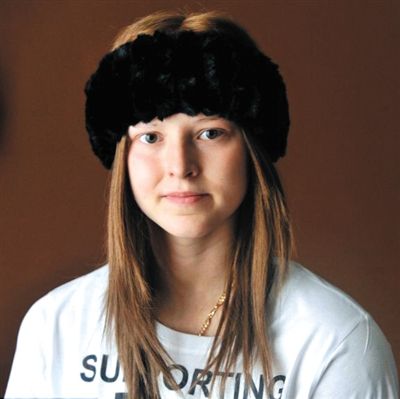 13岁女孩雅典娜·奥查德生前照片。