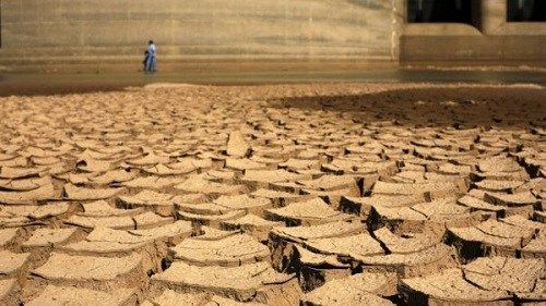 巴西圣保罗遭遇84年来最严重干旱 当局要求限