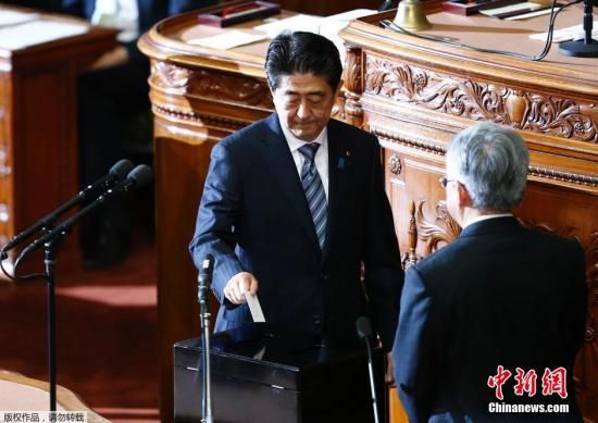 安倍发表新年感言：希望今年成坚定改革之年