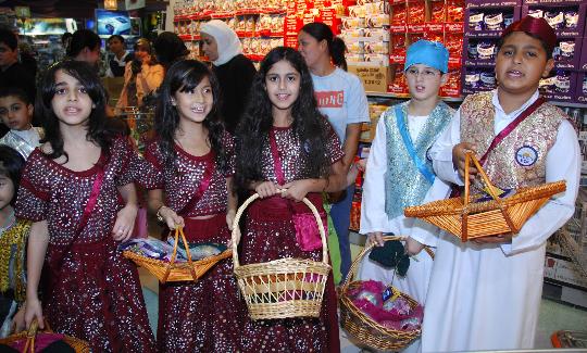 组图:科威特庆祝吉尔吉安节