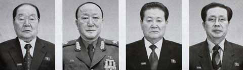 朝鲜首次公开国防委员会全体委员照片(组图)