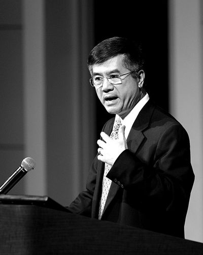 为驻华做功课骆家辉苦练中文(图)