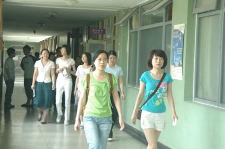 香港地区高校内地报考人数下降招生不减(图)