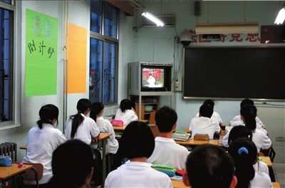 流动人口高考_聚焦 候鸟 群体 专家称异地高考需统一布局