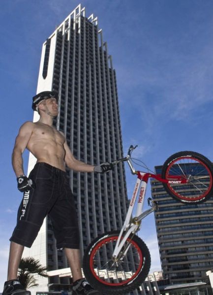 �ؼ������ֵǶ�ŷ�޾Ƶ��һ��