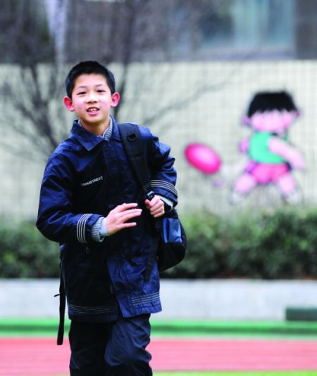 12岁的芮沐良是南京石鼓路小学六(3)班学生 快报记者 赵杰 摄