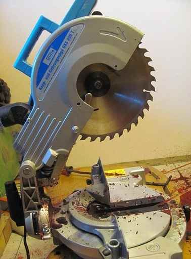 An unemployed Austrian man cut off his own foot with a mitre saw so he could continue receiving jobless benefits.
