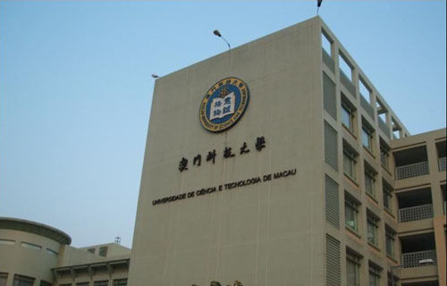 行政与管理学院,法学院