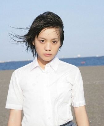 日本女生独爱校服:美少女的制服诱惑(图)